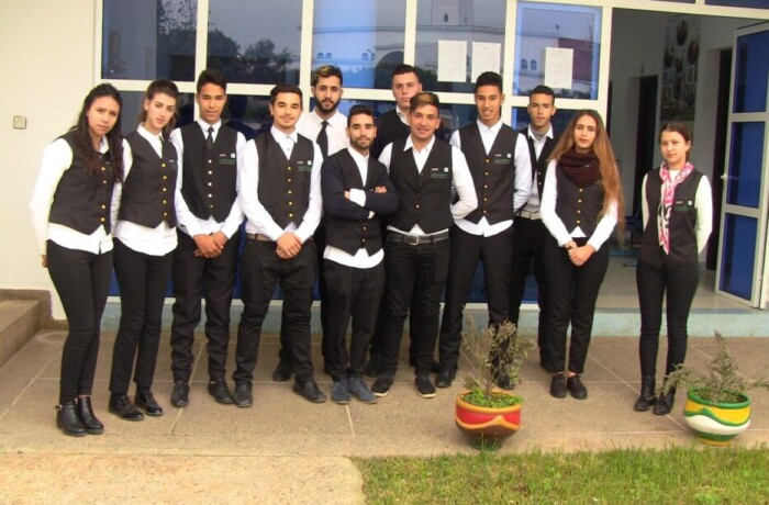 Employé Au Réstaurant